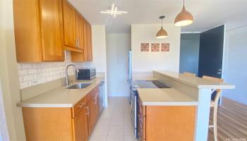 320 Liliuokalani Ave Honolulu - Rental - photo 2 of 16