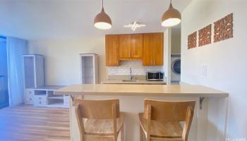 320 Liliuokalani Ave Honolulu - Rental - photo 3 of 16