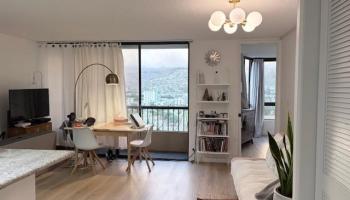 Monte Vista condo # 2205, Honolulu, Hawaii - photo 2 of 13