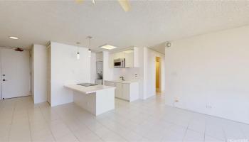 320 Liliuokalani Ave Honolulu - Rental - photo 2 of 25