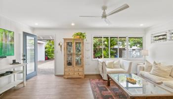 321 Kealahou Place Coconut Grove, Kailua home - photo 6 of 25