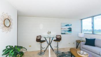 Sunset Lakeview condo # A1007, Honolulu, Hawaii - photo 5 of 23