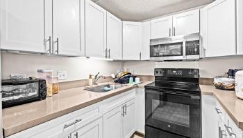 Sunset Lakeview condo # A102, Honolulu, Hawaii - photo 2 of 25