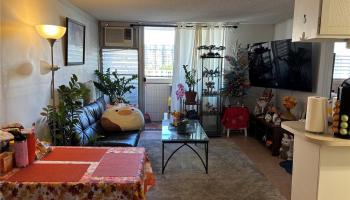 Sunset Lakeview condo # B404, Honolulu, Hawaii - photo 3 of 11