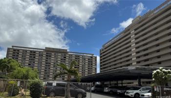 Sunset Lakeview condo # B909, Honolulu, Hawaii - photo 4 of 23