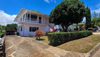 3216 Kaimuki Ave Kaimuki, Diamond Head home - photo 2 of 25 3216 Kaimuki Ave Kaimuki, Diamond Head home - photo 2 of 25