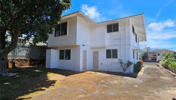 3216 Kaimuki Ave Kaimuki, Diamond Head home - photo 5 of 25 3216 Kaimuki Ave Kaimuki, Diamond Head home - photo 5 of 25