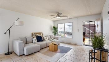 Tropicana Manor-Moanalua condo # 2, Honolulu, Hawaii - photo 2 of 25