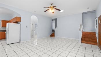 3261  Paliuli Street Kapahulu, Diamond Head home - photo 6 of 25