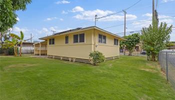 327  Kihapai Street Coconut Grove, Kailua home - photo 2 of 24