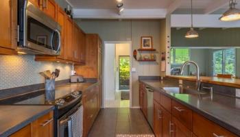 3281 Beaumont Woods Pl Manoa-woodlawn, Honolulu home - photo 2 of 13 3281 Beaumont Woods Pl Manoa-woodlawn, Honolulu home - photo 2 of 13