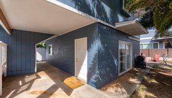 3316  Hinano Street Kapahulu, Diamond Head home - photo 5 of 25