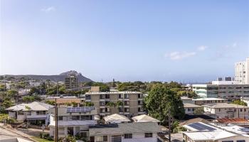 Hi-Sierra Apts The condo # 305, Honolulu, Hawaii - photo 1 of 17