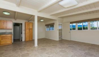 337 Kaumakani St Koko Head Terrace, Hawaii Kai home - photo 5 of 22