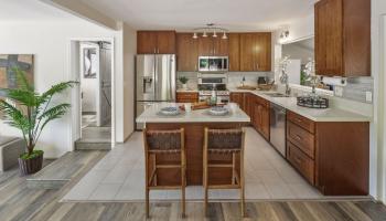 3376  Ala Laulani Street Salt Lake, Honolulu home - photo 6 of 18