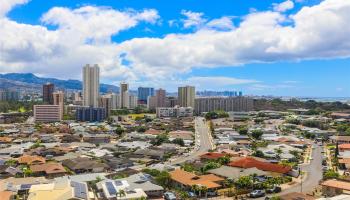 3402  Ala Hinalo Place Salt Lake, Honolulu home - photo 3 of 25