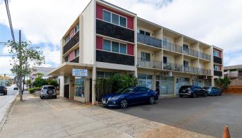 3427 Waialae Ave Honolulu - Multi-family - photo 4 of 25