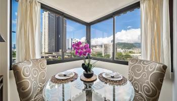 Windsor The condo # 1001, Honolulu, Hawaii - photo 4 of 24