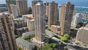 Windsor The condo # 1004, Honolulu, Hawaii - photo 1 of 25 Windsor The condo # 1004, Honolulu, Hawaii - photo 1 of 25