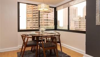 Windsor The condo # 1404, Honolulu, Hawaii - photo 4 of 20