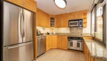 Windsor The condo # 1404, Honolulu, Hawaii - photo 6 of 20