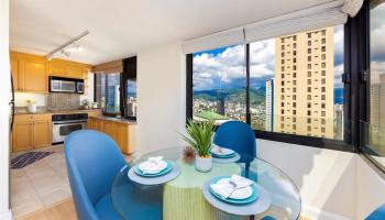 Windsor The condo # 3102, Honolulu, Hawaii - photo 2 of 24 Windsor The condo # 3102, Honolulu, Hawaii - photo 2 of 24