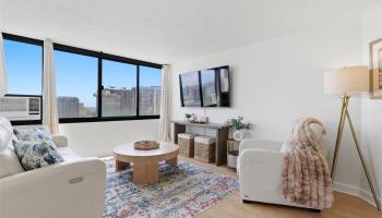 Windsor The condo # 3102, Honolulu, Hawaii - photo 2 of 25