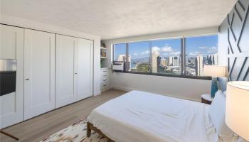 Windsor The condo # 3901, Honolulu, Hawaii - photo 5 of 25