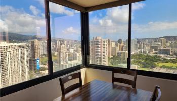 Windsor The condo # 4402, Honolulu, Hawaii - photo 6 of 24