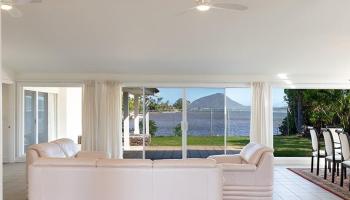 344 Wailupe Circle Wailupe Area, Diamond Head home - photo 1 of 16 344 Wailupe Circle Wailupe Area, Diamond Head home - photo 1 of 16