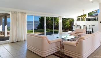 344 Wailupe Circle Wailupe Area, Diamond Head home - photo 4 of 16 344 Wailupe Circle Wailupe Area, Diamond Head home - photo 4 of 16