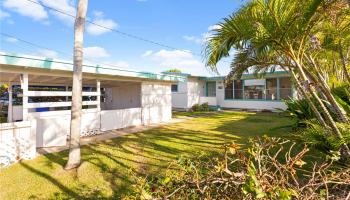 347  Keaniani Street Coconut Grove, Kailua home - photo 4 of 24