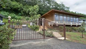 3535 Pinaoula Pl Manoa-upper, Honolulu home - photo 2 of 11 3535 Pinaoula Pl Manoa-upper, Honolulu home - photo 2 of 11