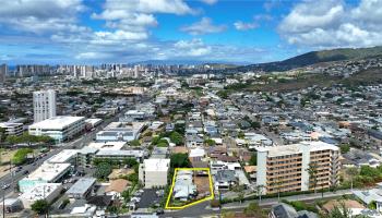 3555 Keanu St Honolulu - Multi-family - photo 2 of 12