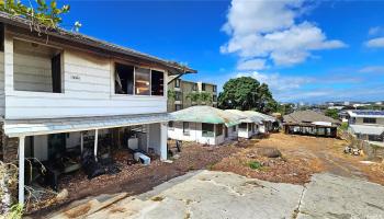 3555 Keanu St Honolulu - Multi-family - photo 5 of 12