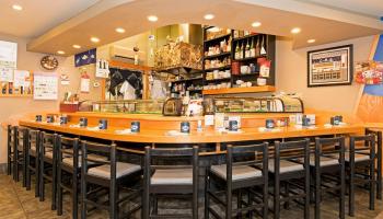 3565 Waialae Ave Kaimuki  - photo 4 of 12