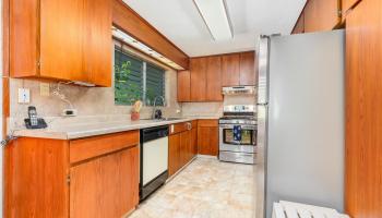 3577 Pinao Street Manoa-upper, Honolulu home - photo 5 of 23 3577 Pinao Street Manoa-upper, Honolulu home - photo 5 of 23