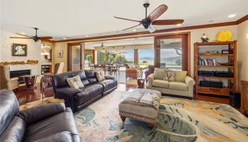 365  Portlock Rd Portlock, Hawaii Kai home - photo 6 of 25