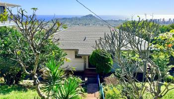 3655  Nihipali Pl Maunalani Heights, Diamond Head home - photo 3 of 25