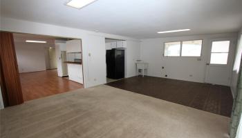 366 Waiopua Pl Honolulu - Rental - photo 4 of 12