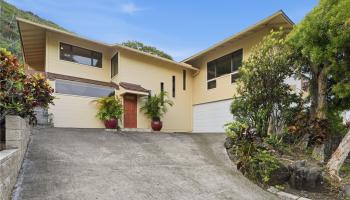 367  Mamaki Street Niu Valley,  home - photo 1 of 25