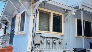 37 Kauila St Honolulu - Multi-family - photo 1 of 9