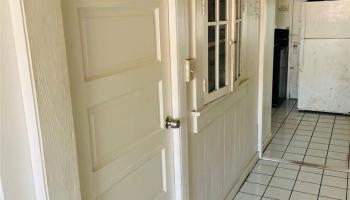 37 Kauila St Honolulu - Multi-family - photo 5 of 9