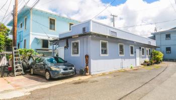 37 Kauila Street Honolulu - Multi-family - photo 3 of 12