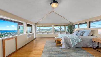 3735  Manini Way Wilhelmina, Diamond Head home - photo 3 of 22