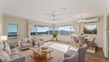 3791  Anuhea St Wilhelmina, Diamond Head home - photo 2 of 25