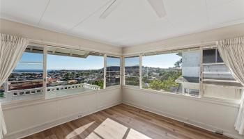 3791  Anuhea St Wilhelmina, Diamond Head home - photo 4 of 25