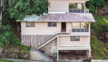 381  Puiwa Road Dowsett, Honolulu home - photo 2 of 24