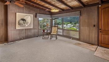 381  Puiwa Road Dowsett, Honolulu home - photo 3 of 24