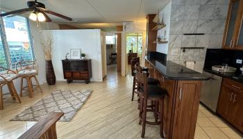 Diamond Head Surf condo # 215, Honolulu, Hawaii - photo 2 of 18